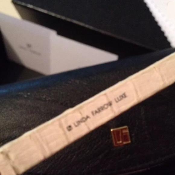 Linda Farrow Luxe Ivory Snakeskin Sunglasses 😎 - Picture 4 of 5